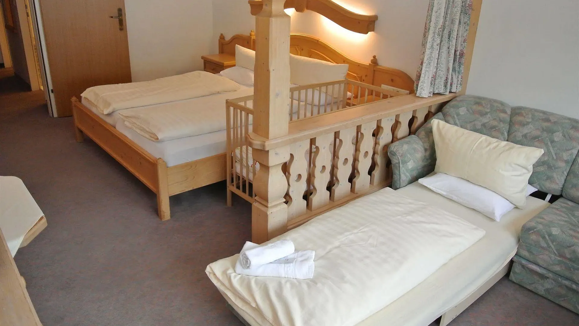 ***  Hotel Gruberhof Innsbruck Igls B&B Ausztria