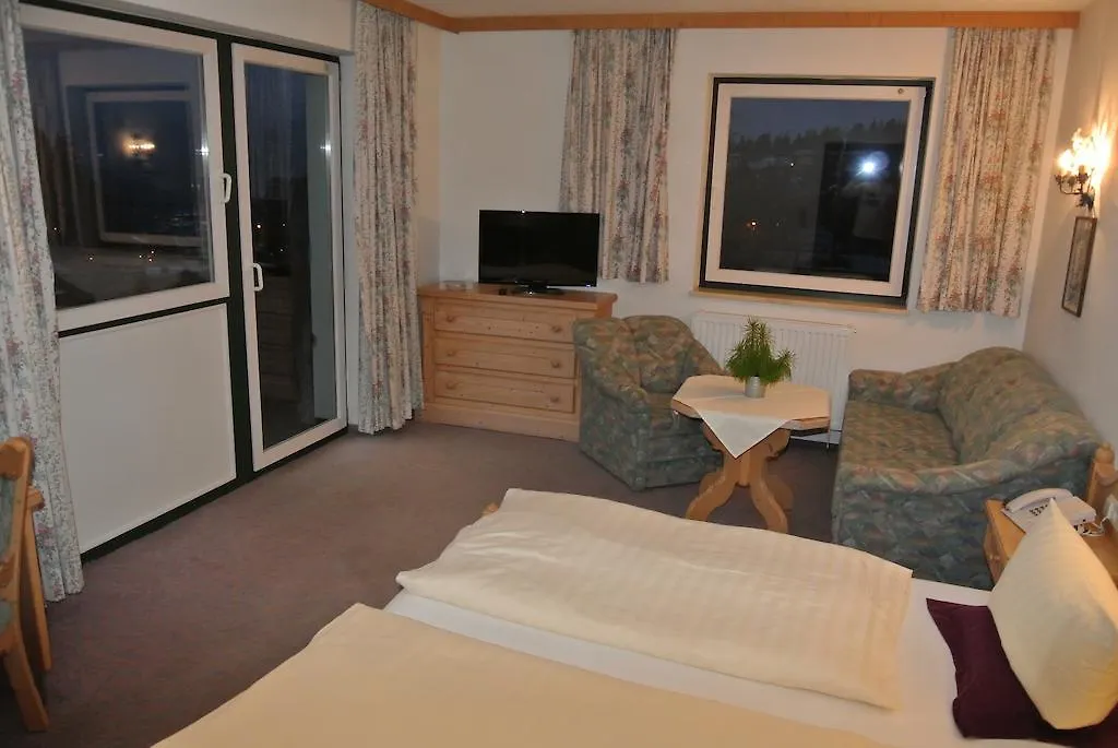 Hotel Gruberhof Innsbruck Igls B&B 3*,